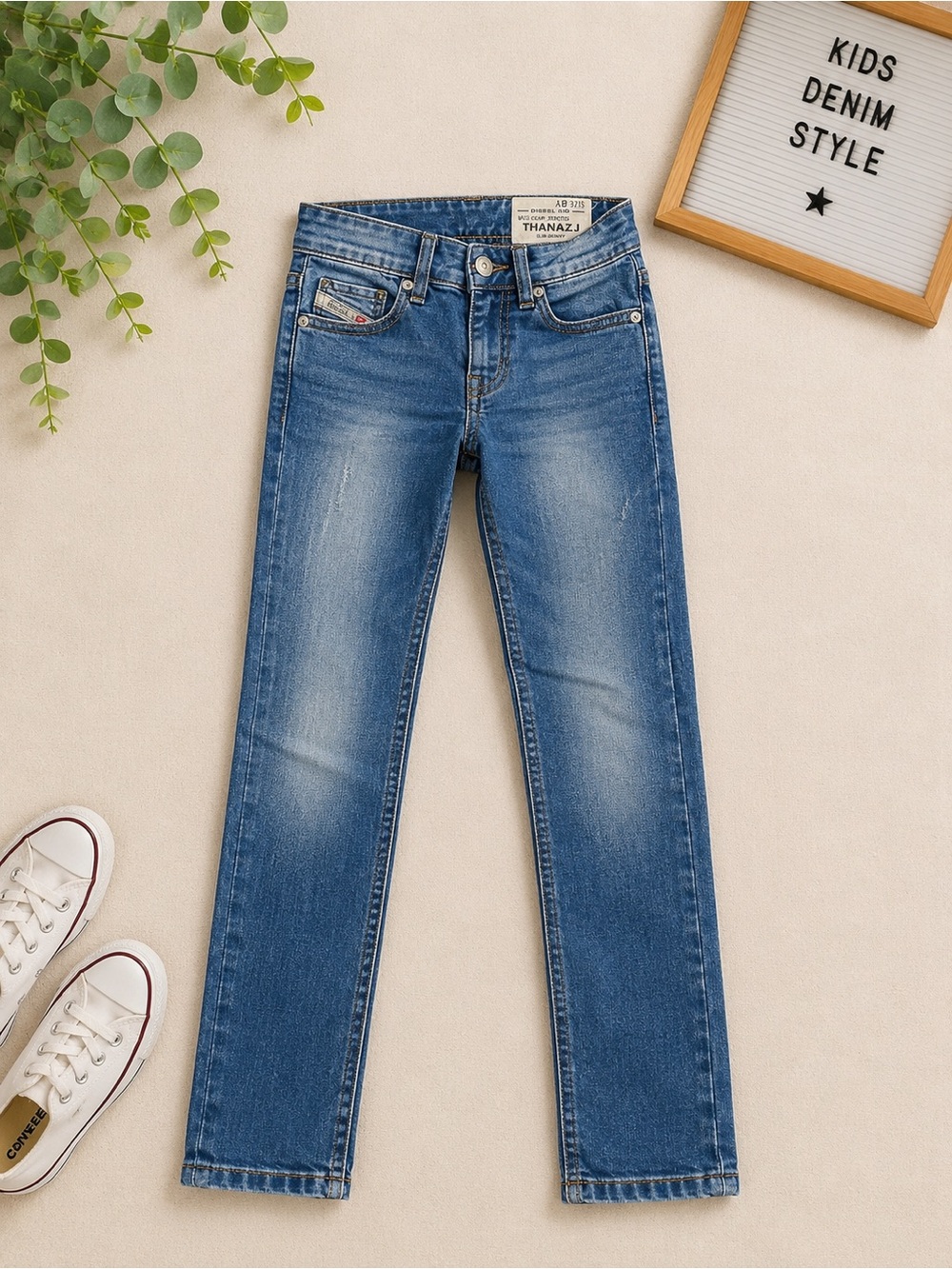Diesel kids Straight Jeans in Indigo Blue